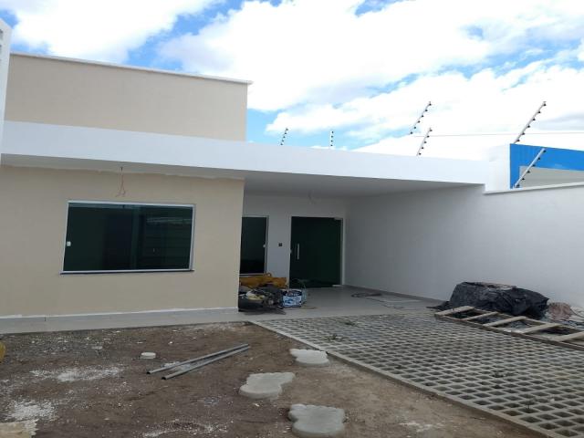 #60 - Casa para Venda em Feira de Santana - BA