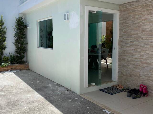 #122 - Casa para Venda em Feira de Santana - BA