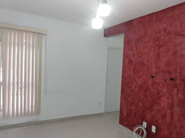 Apartamento para Venda em Feira de Santana - 4