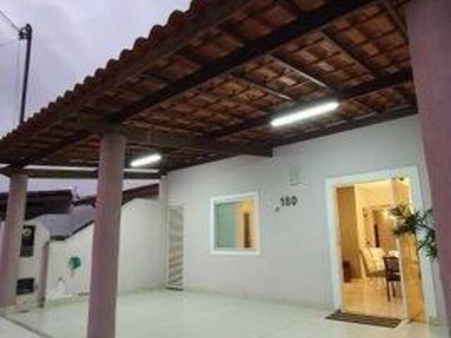 #137 - Casa para Venda em Feira de Santana - BA