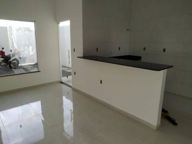 #174 - Casa para Venda em Feira de Santana - BA