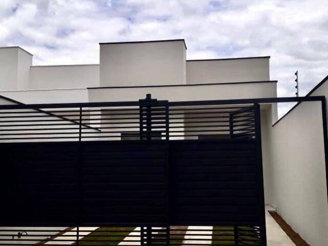 #208 - Casa para Venda em Feira de Santana - BA