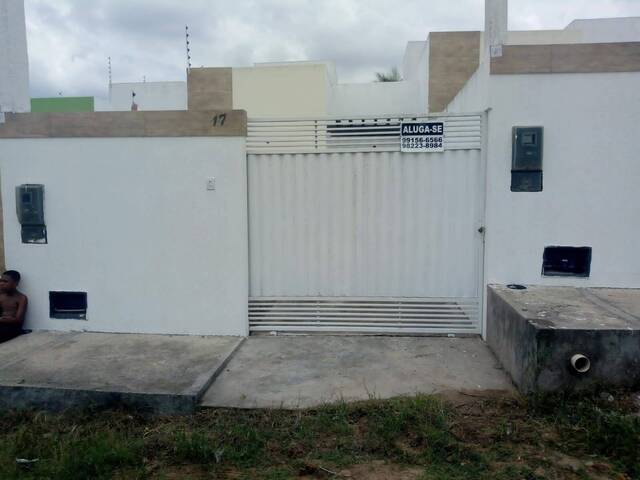 #219 - Casa para Venda em Feira de Santana - BA