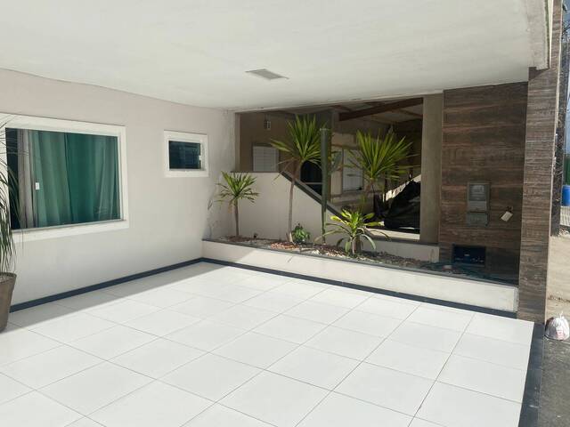 #220 - Casa para Venda em Feira de Santana - BA