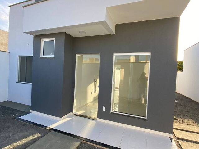 #235 - Casa para Venda em Feira de Santana - BA