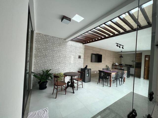 Casa para Venda em Feira de Santana - 5