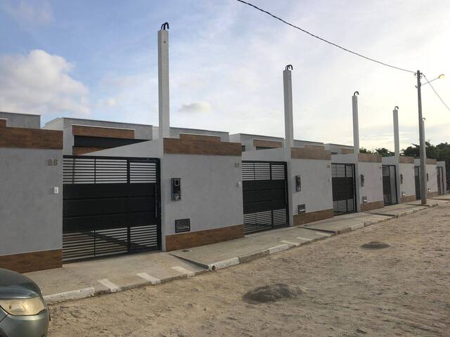Casa para Venda em Feira de Santana - 3