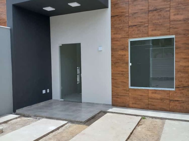 Casa para Venda em Feira de Santana - 2