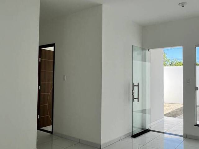 Casa para Venda em Feira de Santana - 3