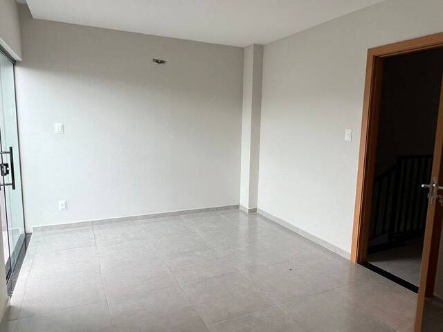 Duplex para Venda em Feira de Santana - 4