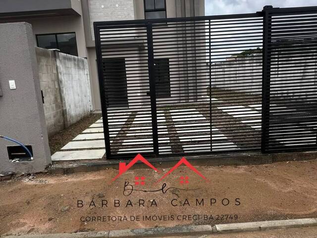 Casa para Venda em Feira de Santana - 2