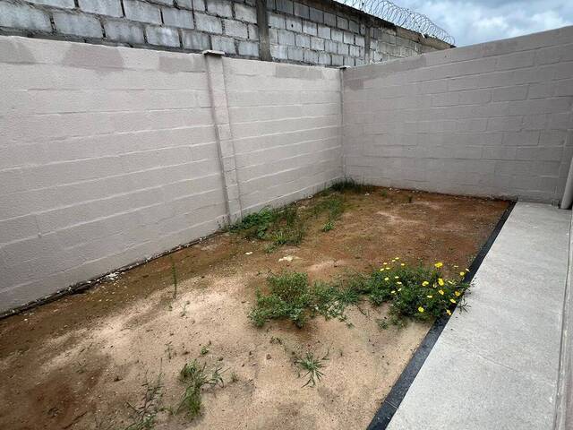 Casa para Venda em Feira de Santana - 4