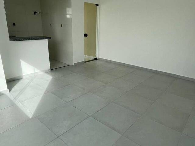 #307 - Casa para Venda em Feira de Santana - BA