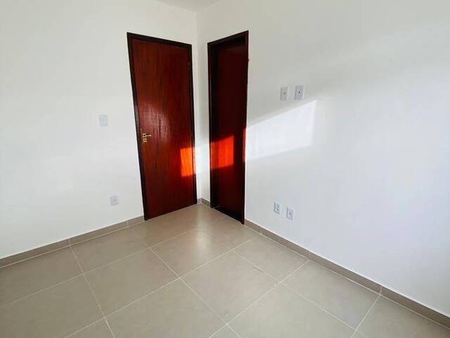 Casa para Venda em Feira de Santana - 3