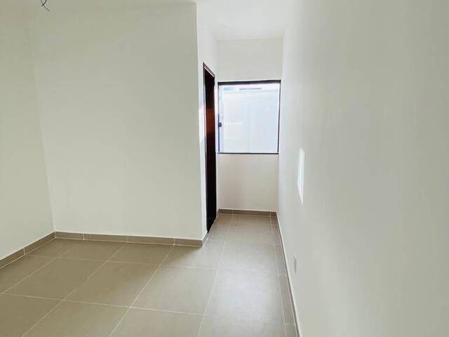 Casa para Venda em Feira de Santana - 4