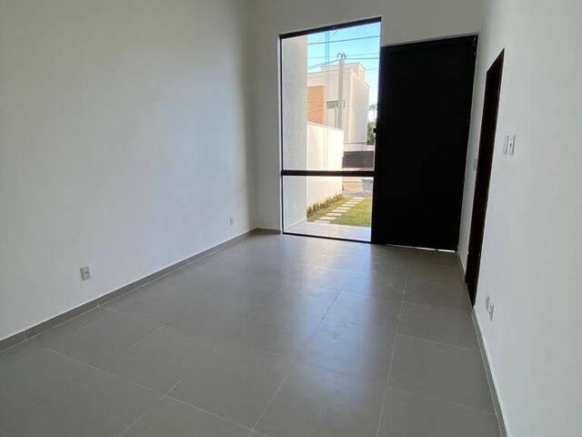 Casa para Venda em Feira de Santana - 5