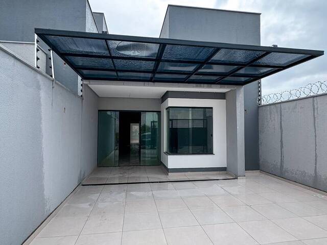 Casa para Venda em Feira de Santana - 3