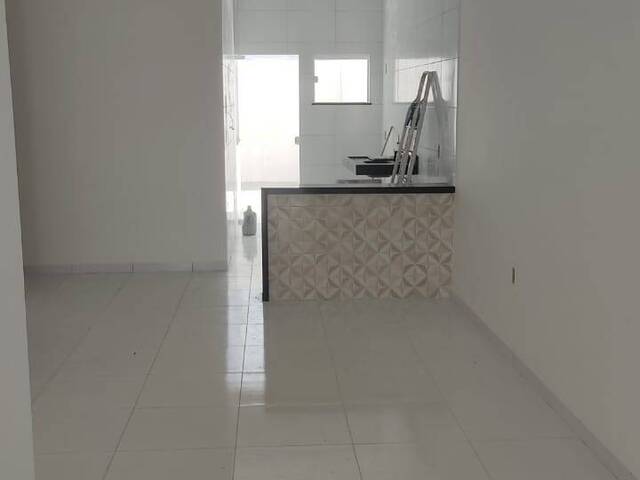 Casa para Venda em Feira de Santana - 2