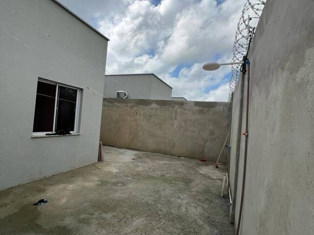 Casa para Venda em Feira de Santana - 3