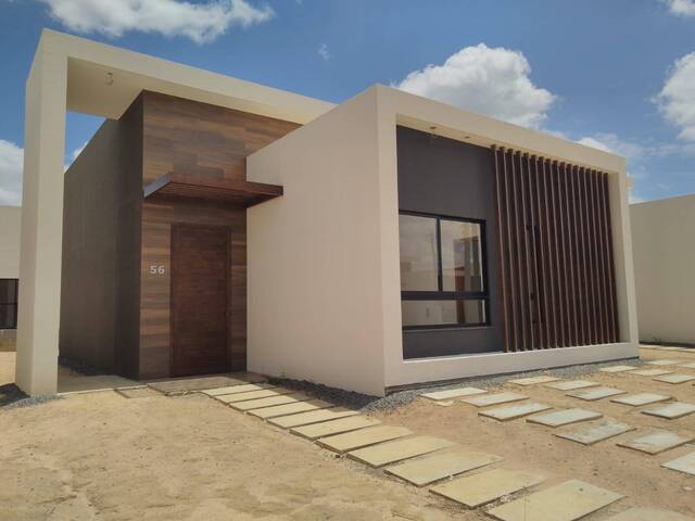 #364 - Casa para Venda em Feira de Santana - BA - 2