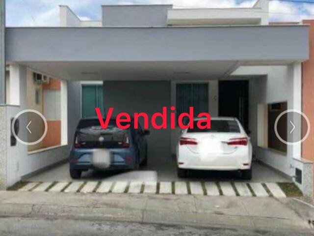 #28 - Casa em condomínio para Venda em Feira de Santana - BA - 1