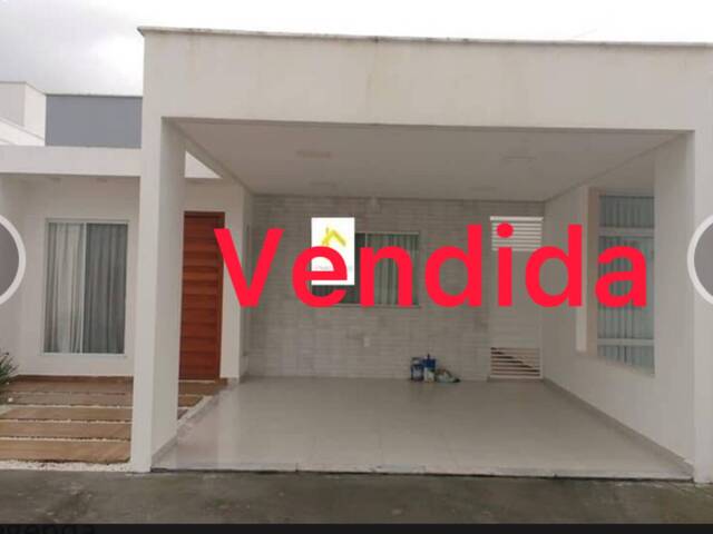 #29 - Casa em condomínio para Venda em Feira de Santana - BA - 1