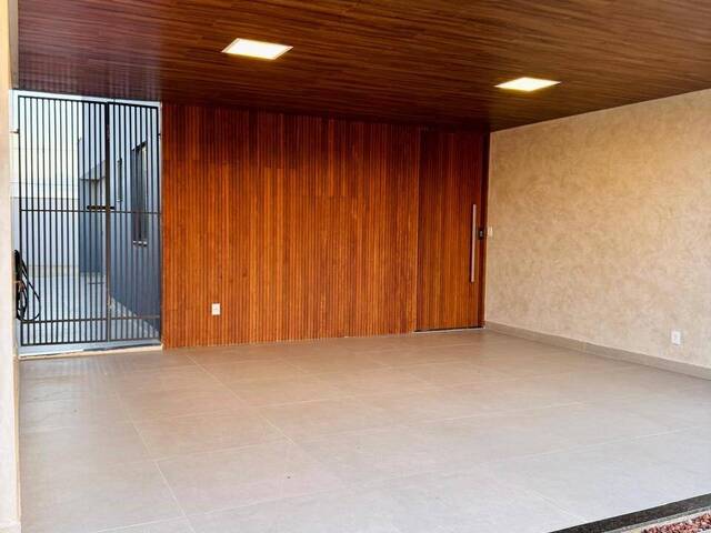 Casa para Venda em Feira de Santana - 3